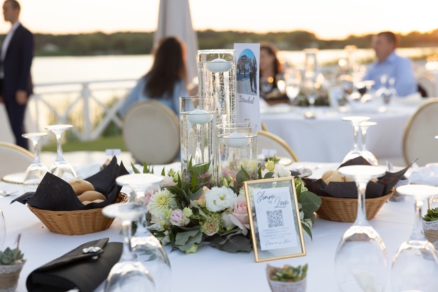 Comment nous avons utilisé un code QR lors de notre mariage (et pourquoi c’était l’une de nos meilleures idées!)